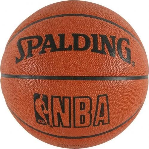 Майкъл Джордан е подписал договор с Сполдингом В Официалната игра NBA Баскетбол UDA Upper Deck COA - Баскетболни топки